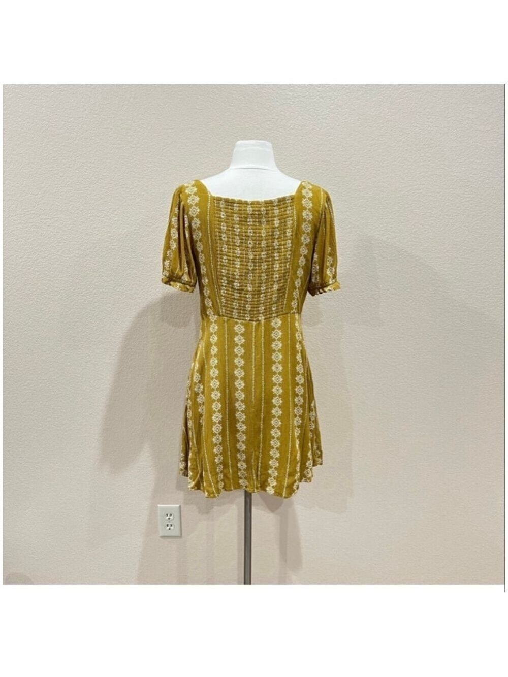 Hem & Thread Mustard Geometric Floral Boho Mini Dress Large - Picture 7 of 11